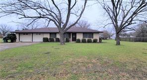 201 S 2nd St, Thorndale, TX 76577