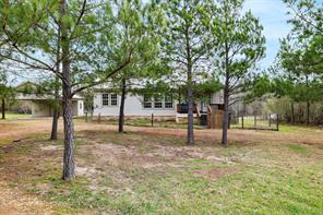226 Pine Valley Dr, Paige, TX 78659