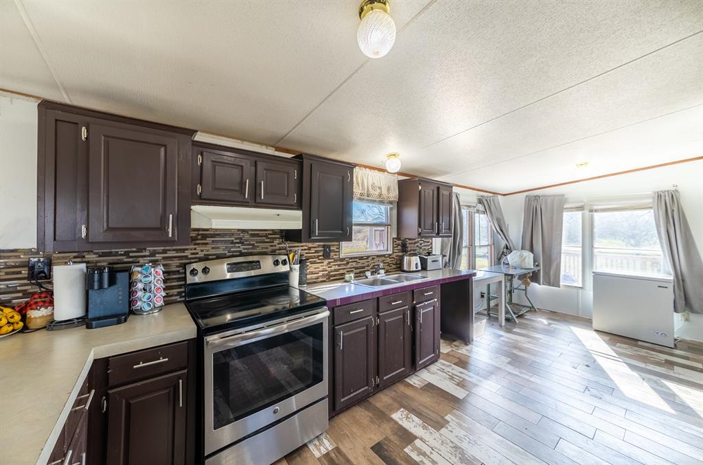 105 Mount Sinai Dr, Dale, TX 78616