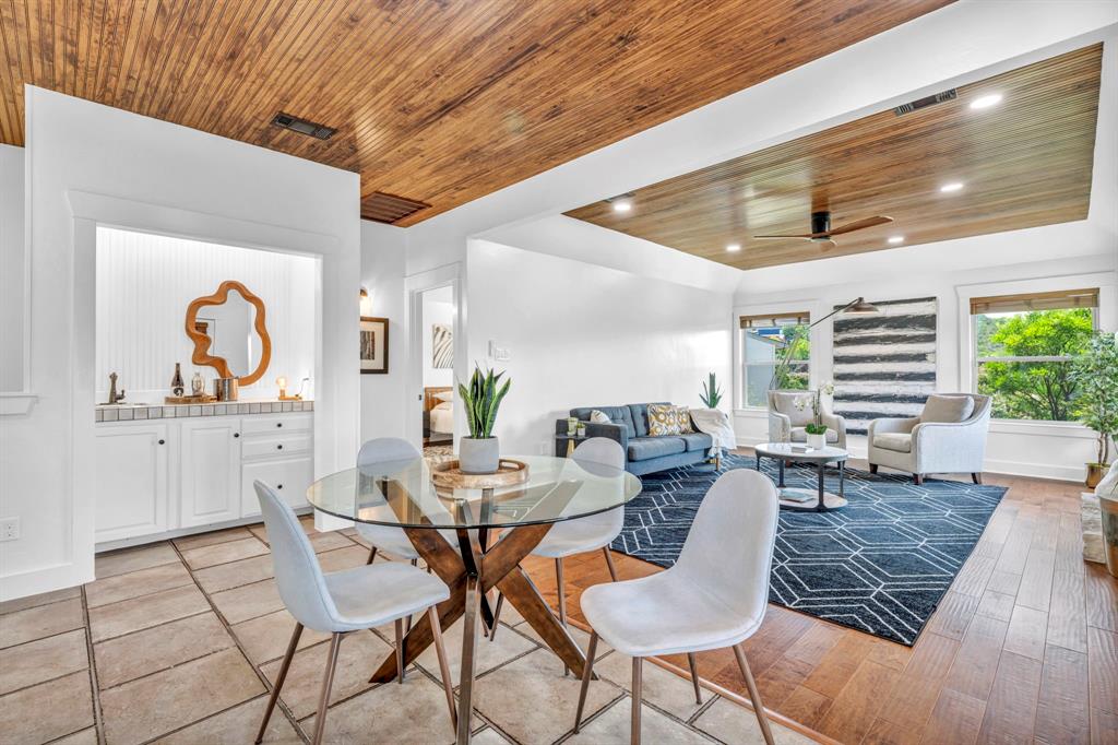 5512 Oakwood Cv Unit 2