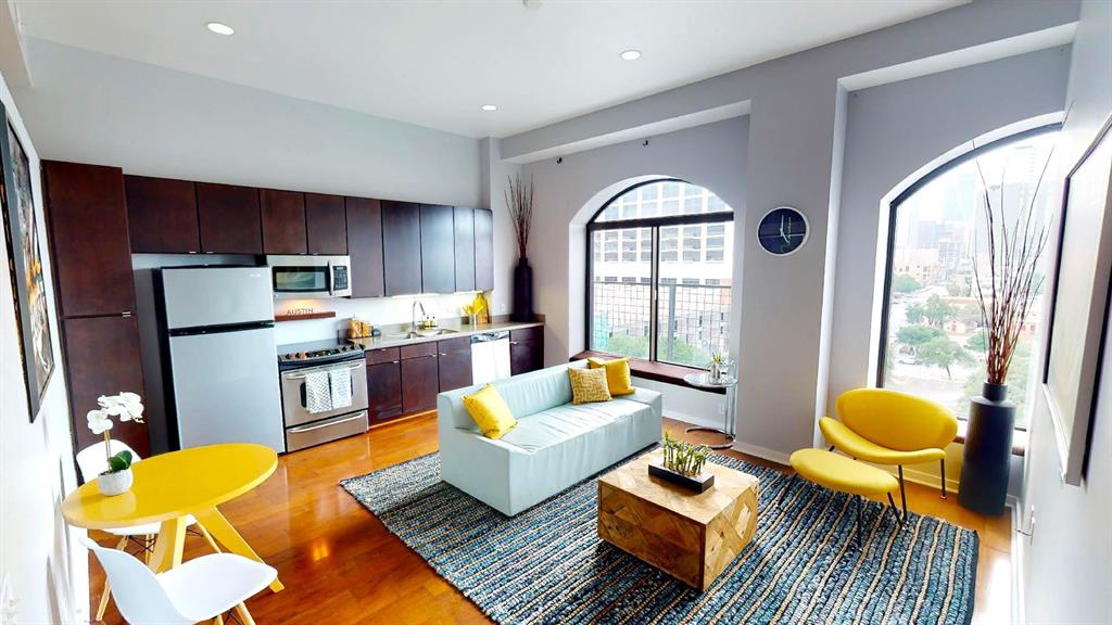 507 Sabine St Unit 604