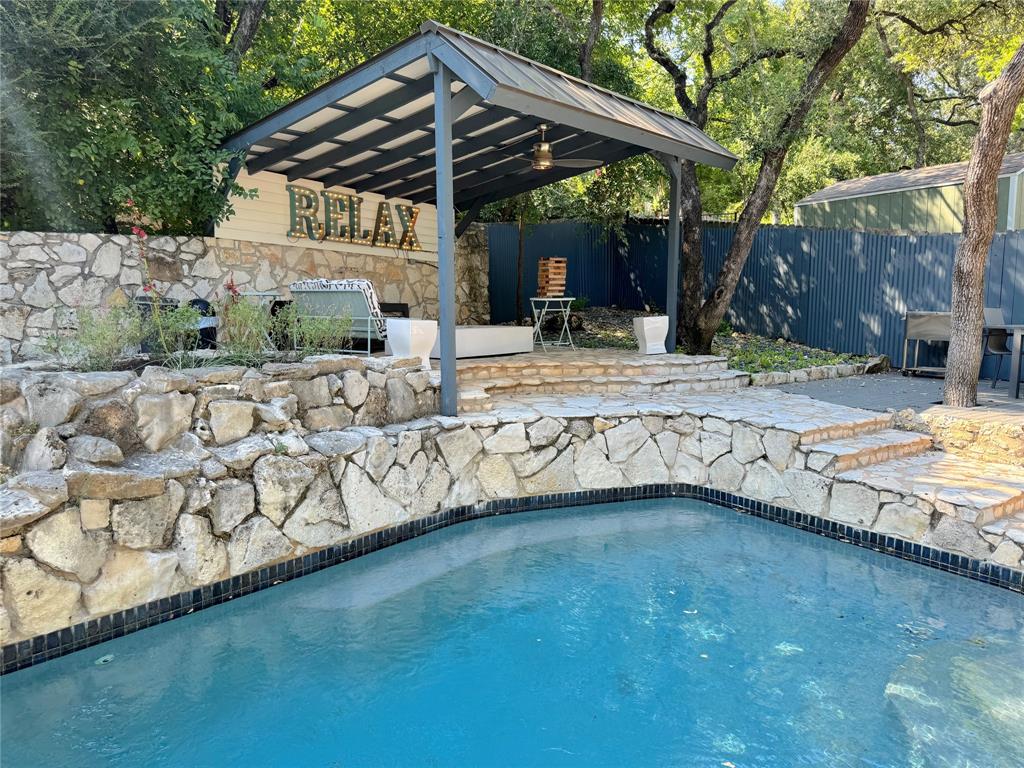 806 Rock Crk Dr  