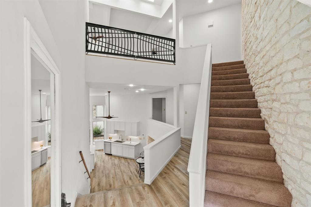 G 1 Crystal Springs Ct G