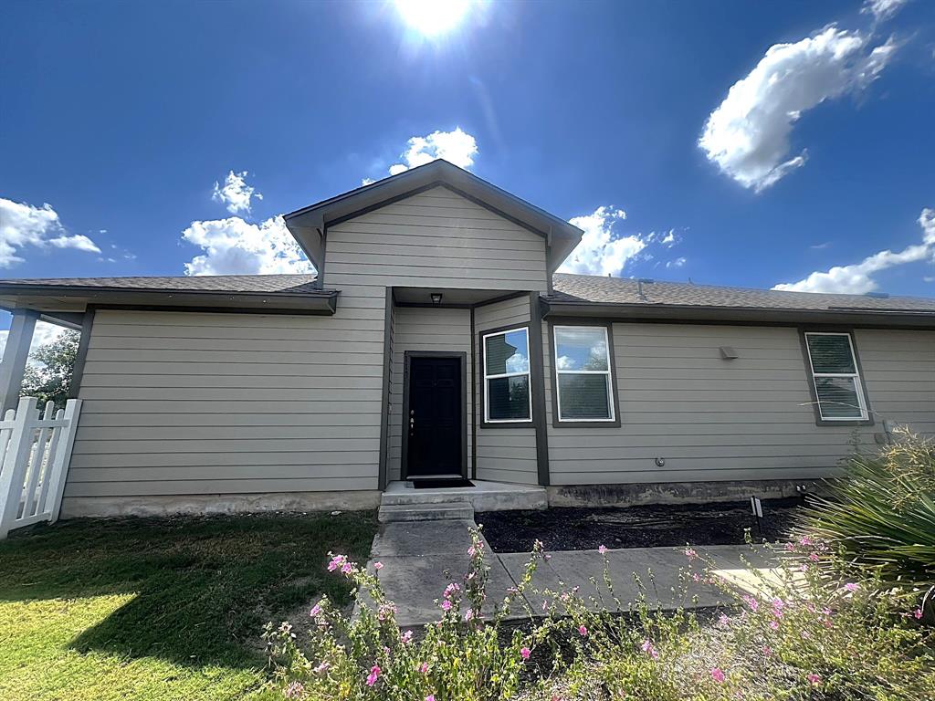 711 Rolling Oak Dr Unit 117  