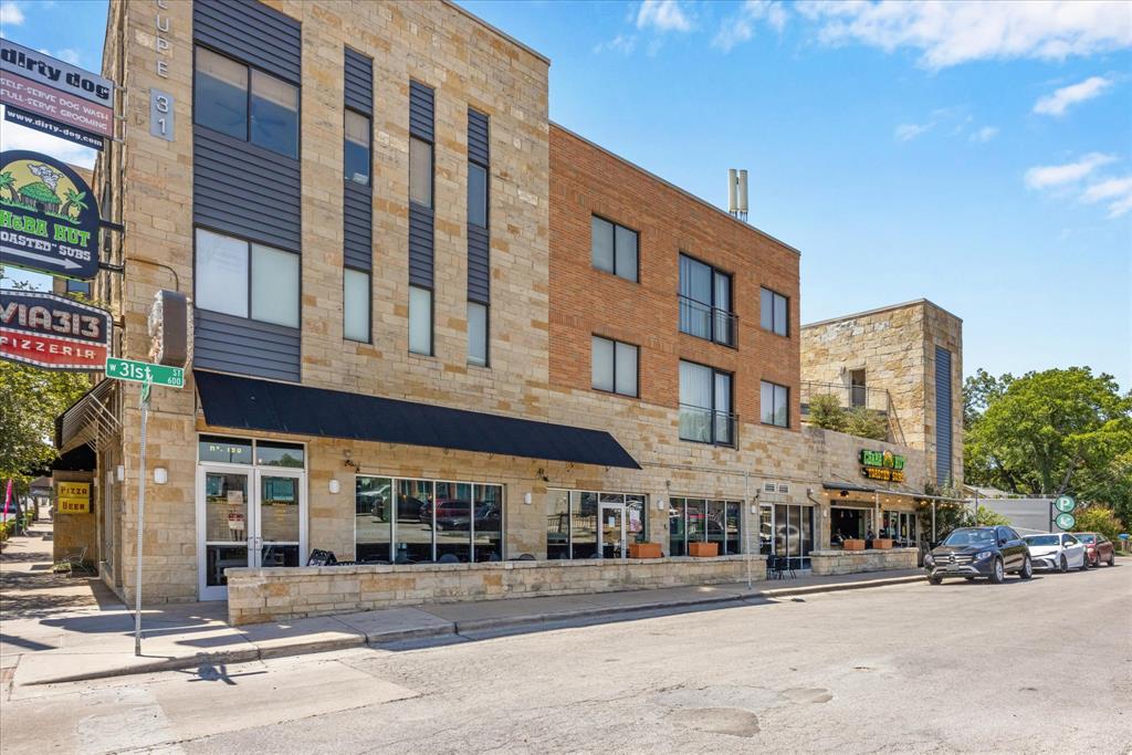 212 3016 Guadalupe St Unit 212  