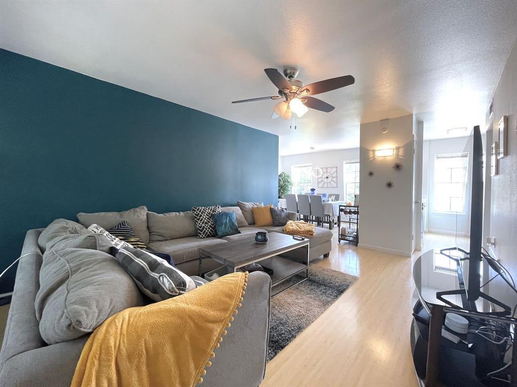 308 300 Crockett St Unit 308  