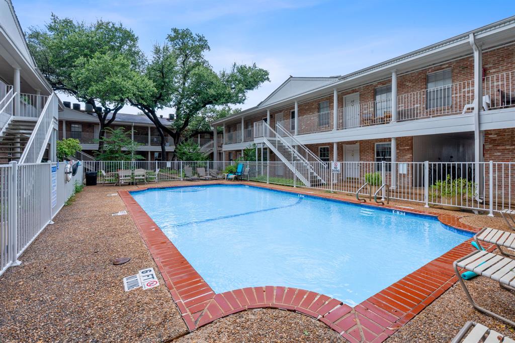 114 1240 Barton Hills Dr Unit 114