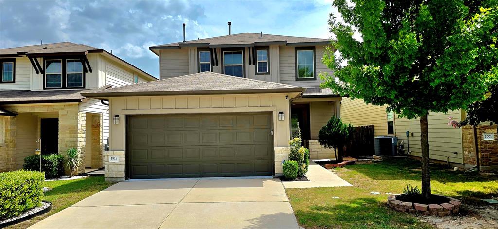 8 1919 Crimson Rosella Trl Unit 8  