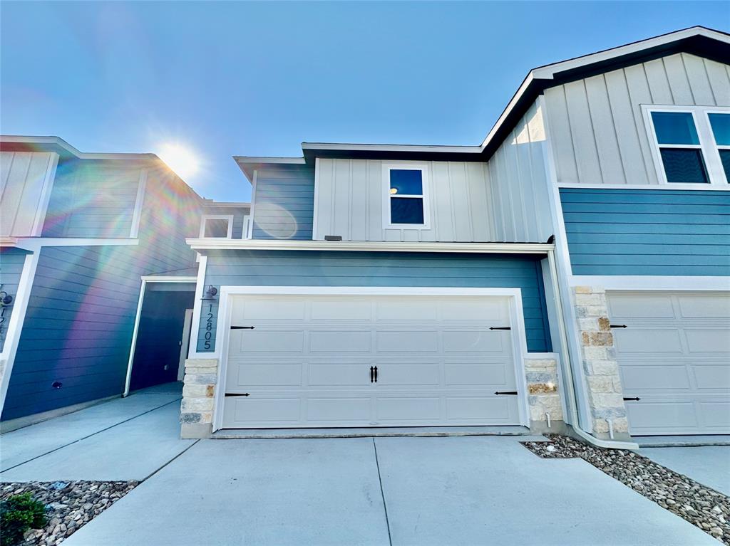 12805 Village Spun Plz