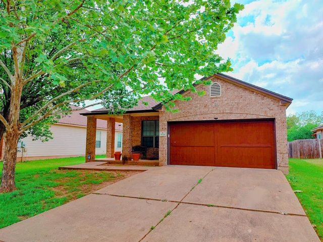 1844 Bayland St — Chisholm Crossing