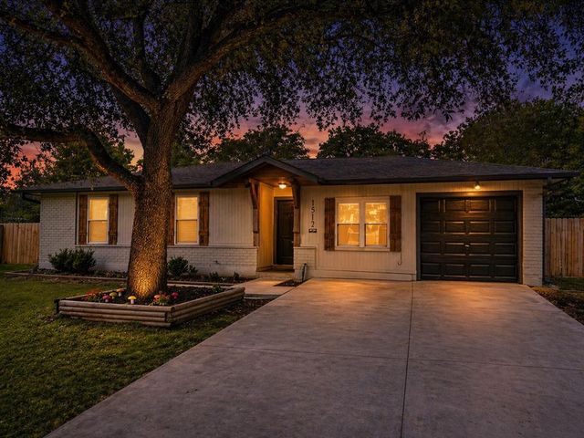 1512 W Mesa Park Dr — Mesa Park Sec 1