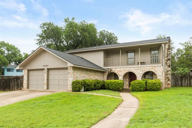 1303 Creekview Dr — Round Rock West Sec 06-A