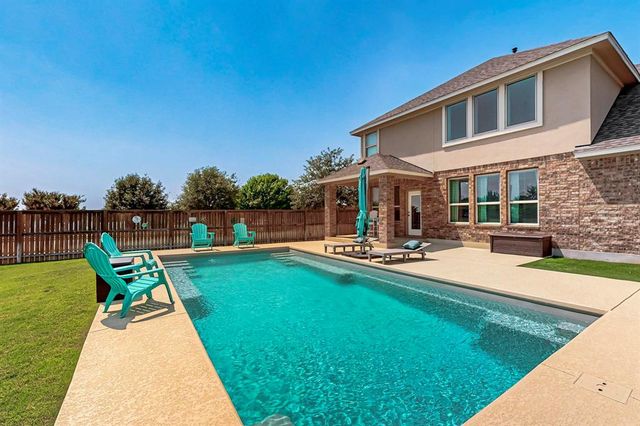 3301 Amerigo Place Pl — Paloma Lake