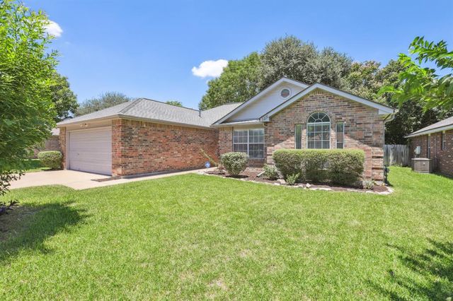 2310 Sycamore Trl — South Creek Sec 10