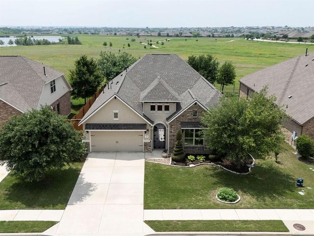 3237 Vasquez Pl — Paloma Lake