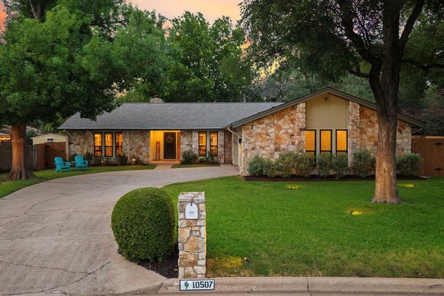 10507 Ronwood Dr — Spicewood At Balcones Villages