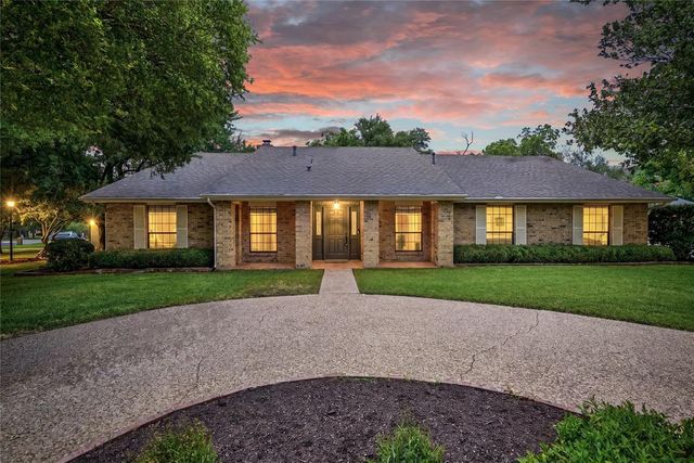 2107 Baltusrol Dr — Onion Creek Sec 03