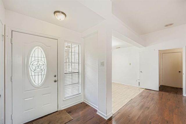 2100 Buckeye Ln — Meadows At Chandler Creek Sec 04