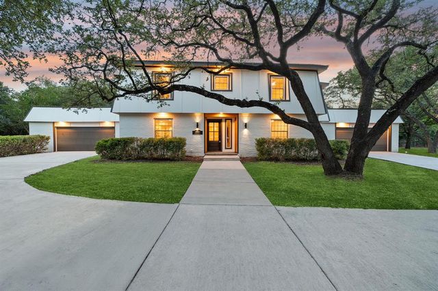 11929 Arabian Trl — Summit Oaks
