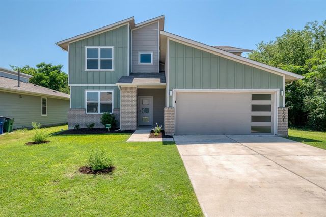 7501 Smallwood Dr — Parker Station