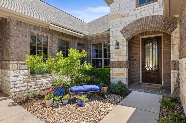 140 Stoney Point Rd — High Pointe Ph I Sec One