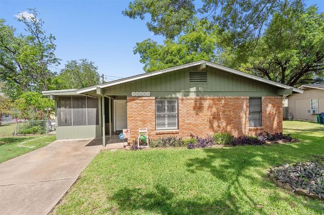 8405 Sequoia Dr — Wooten Village Sec 01