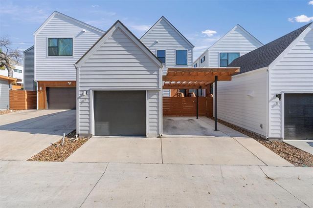 4020 Airport Blvd #7 — Paekside Condos