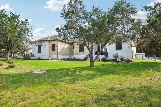 134 High Point Cir — Mystic Shores 10