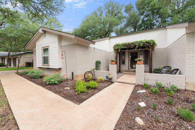 302 S Lake Creek Dr — Round Rock West Sec 01