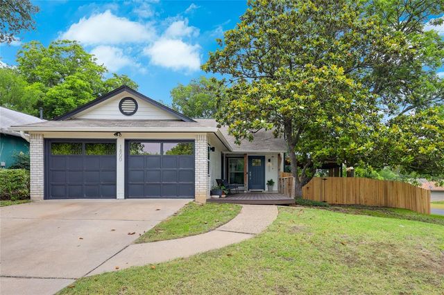1800 Rainy Meadows Dr — Quail Hollow Garden Homes Sec