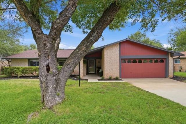 11813 Knights Brg — Barrington Oaks Sec 01