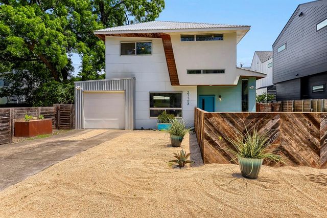 2112 Haskell St A — Syrinx Condo