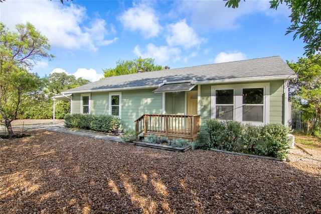 1635 Lakeview Dr — CANYON LAKE HILLS
