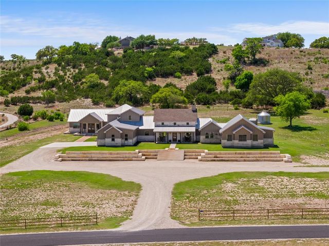 283 Soaring Eagles Dr — Eagles Crest