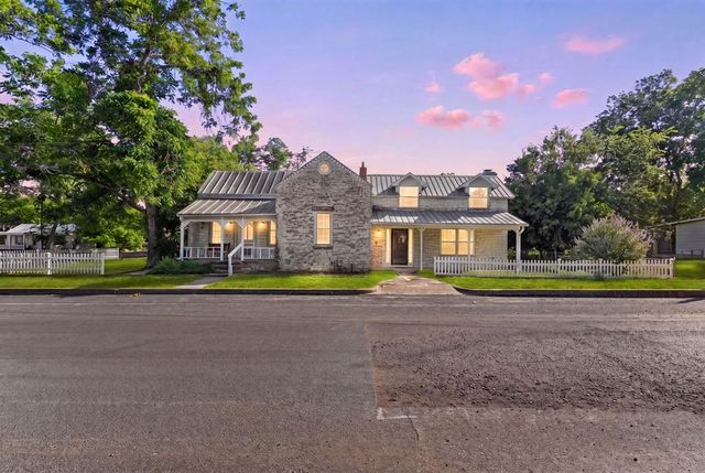 501 W Creek St — Fbg Add