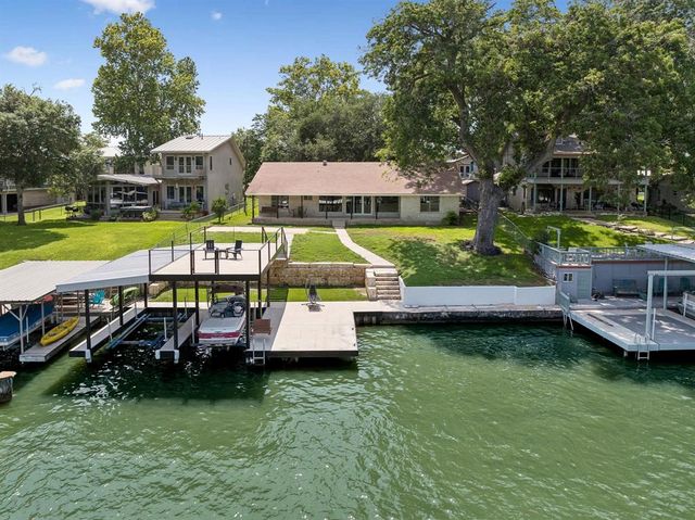 611 Lake Placid Dr — Lake Placid