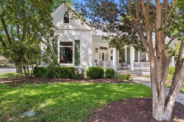 308 E Travis St — G E Co #274