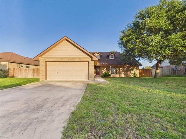 1125 Iris Crescent Dr — Wild Flower