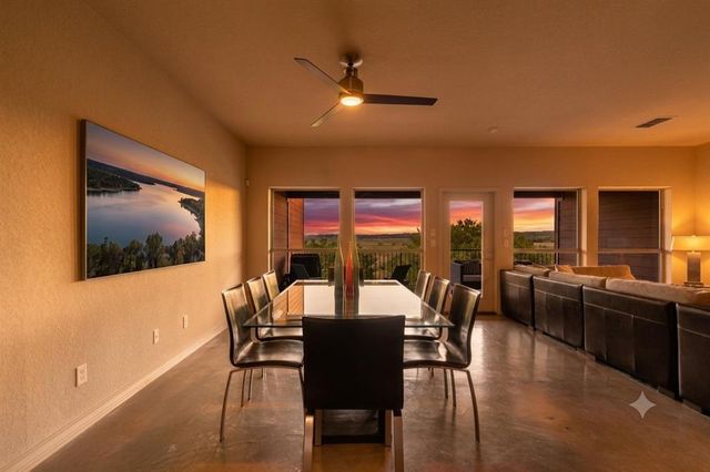 970 Parkview Dr — Canyon Park Estates 2