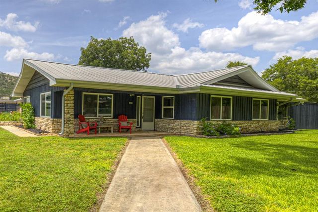 635 Riverside Path — A-223 SUR-21 CH HUNT ACRES