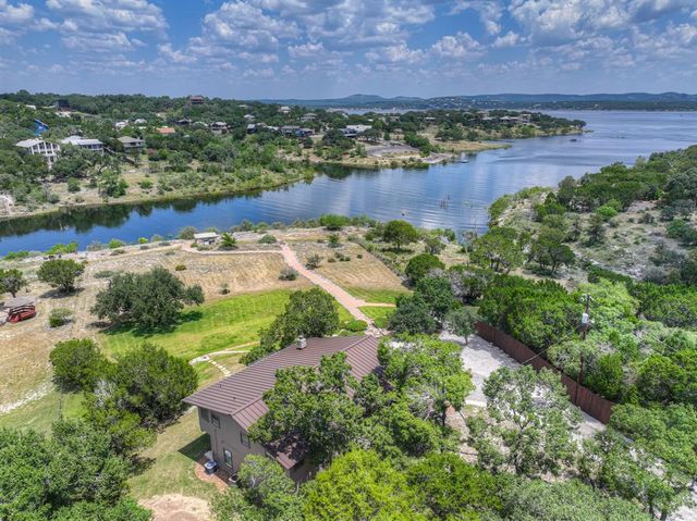 435 Nancy Dr — CANYON LAKE VILLAGE WEST