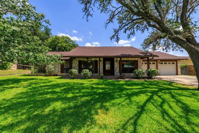 415 Meadow Ridge Dr — Forest West 4