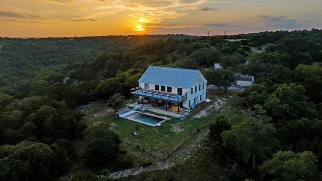 117 Point Rd — Alamo Spgs