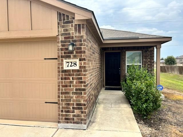 728 Shoal Creek Crk — Morningside Trls Un 2