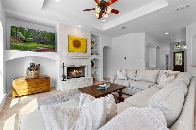 833 Pinnacle Pkwy — Pinnacle The