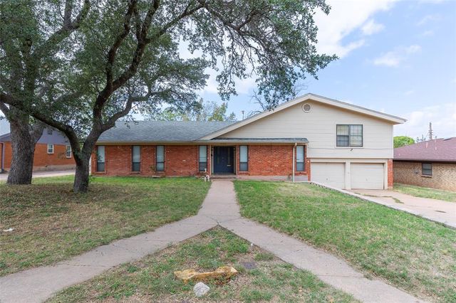 926 Harrison Ave — Radford Hills