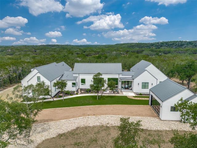 1958 Paradise Pkwy — Paradise on the Guadalupe