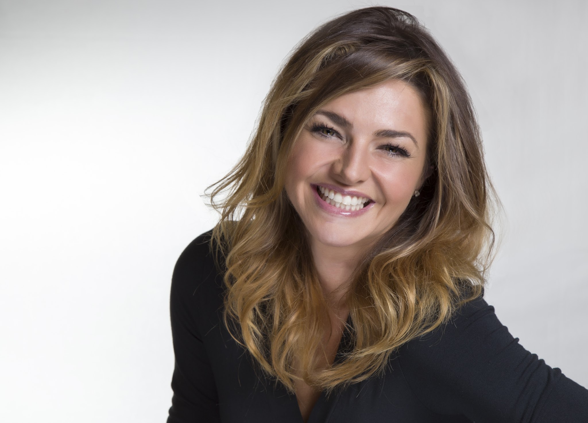 CLICK to visit Samantha Maret's Realtor® Profile Page