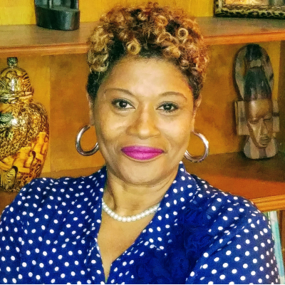 CLICK to visit Lynette Williams's Realtor® Profile Page