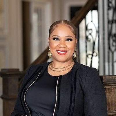 CLICK to visit Angelique Pye's Realtor® Profile Page